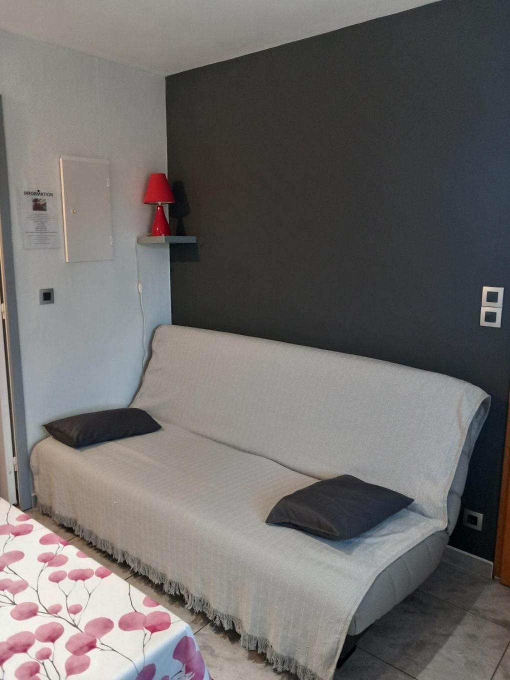 Saint-Jean-Pla-de-Corts Maison Micden מראה חיצוני תמונה